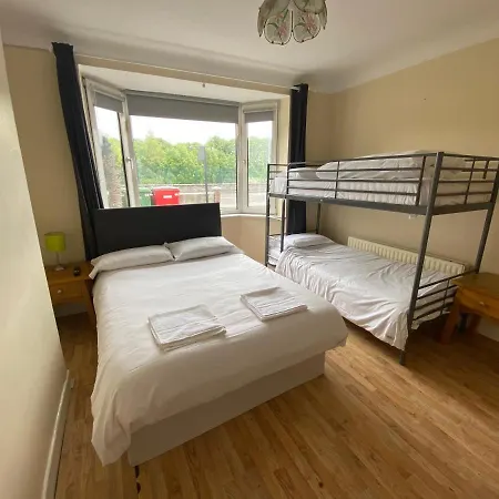Skyways Guest house *